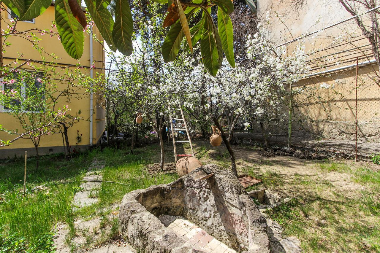 Apartment Gardens 44 Tbilisi Zewnętrze zdjęcie