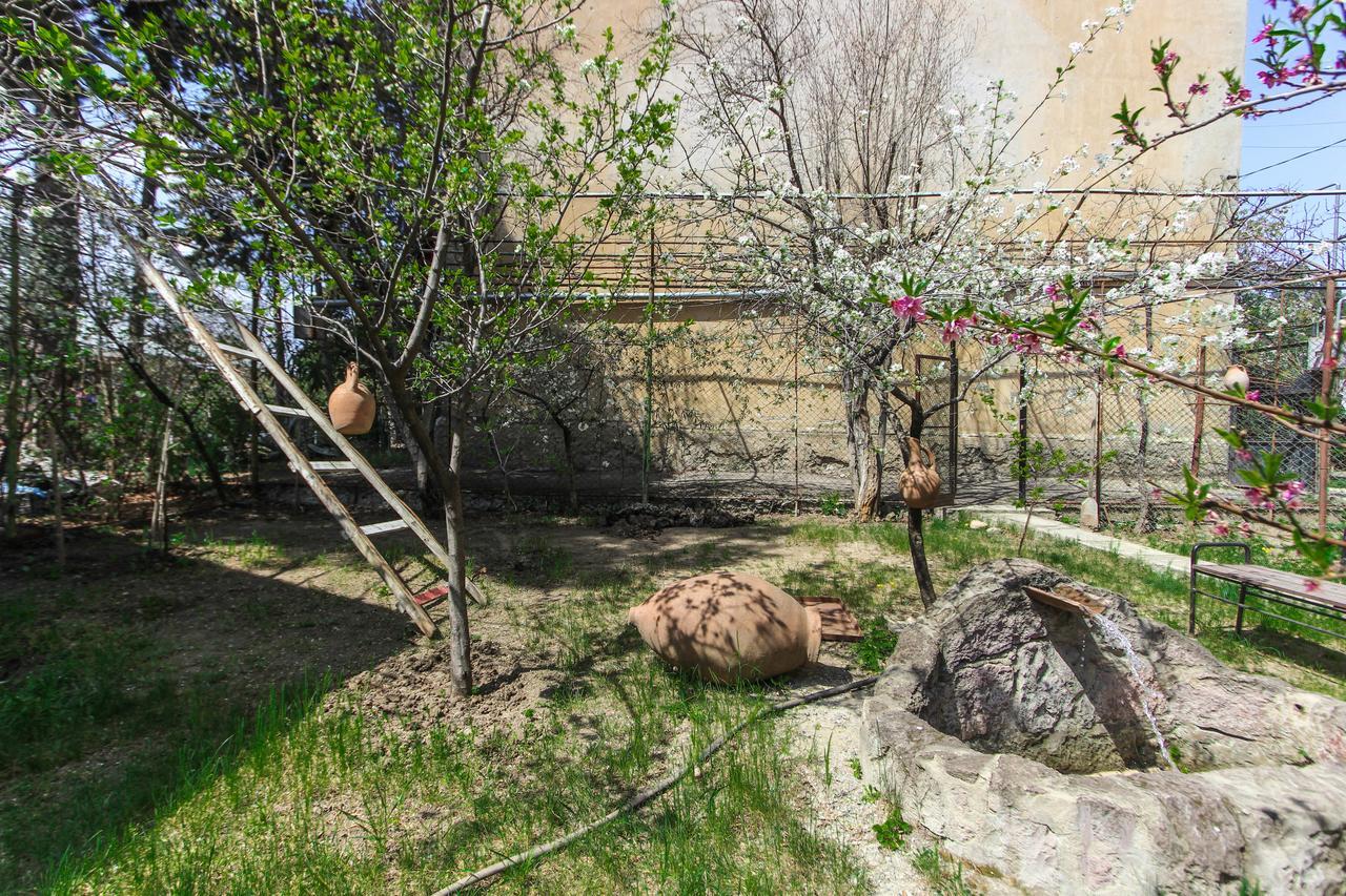 Apartment Gardens 44 Tbilisi Zewnętrze zdjęcie
